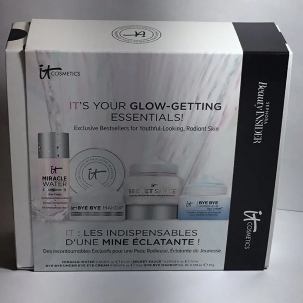 Sephora Beauty Insider IT‎ COSMETICS Essentials. - Picture 2 of 3